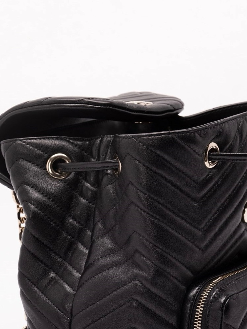 GUCCI Marmont small GG logo quilted leather backpack - Picture 6 of 7